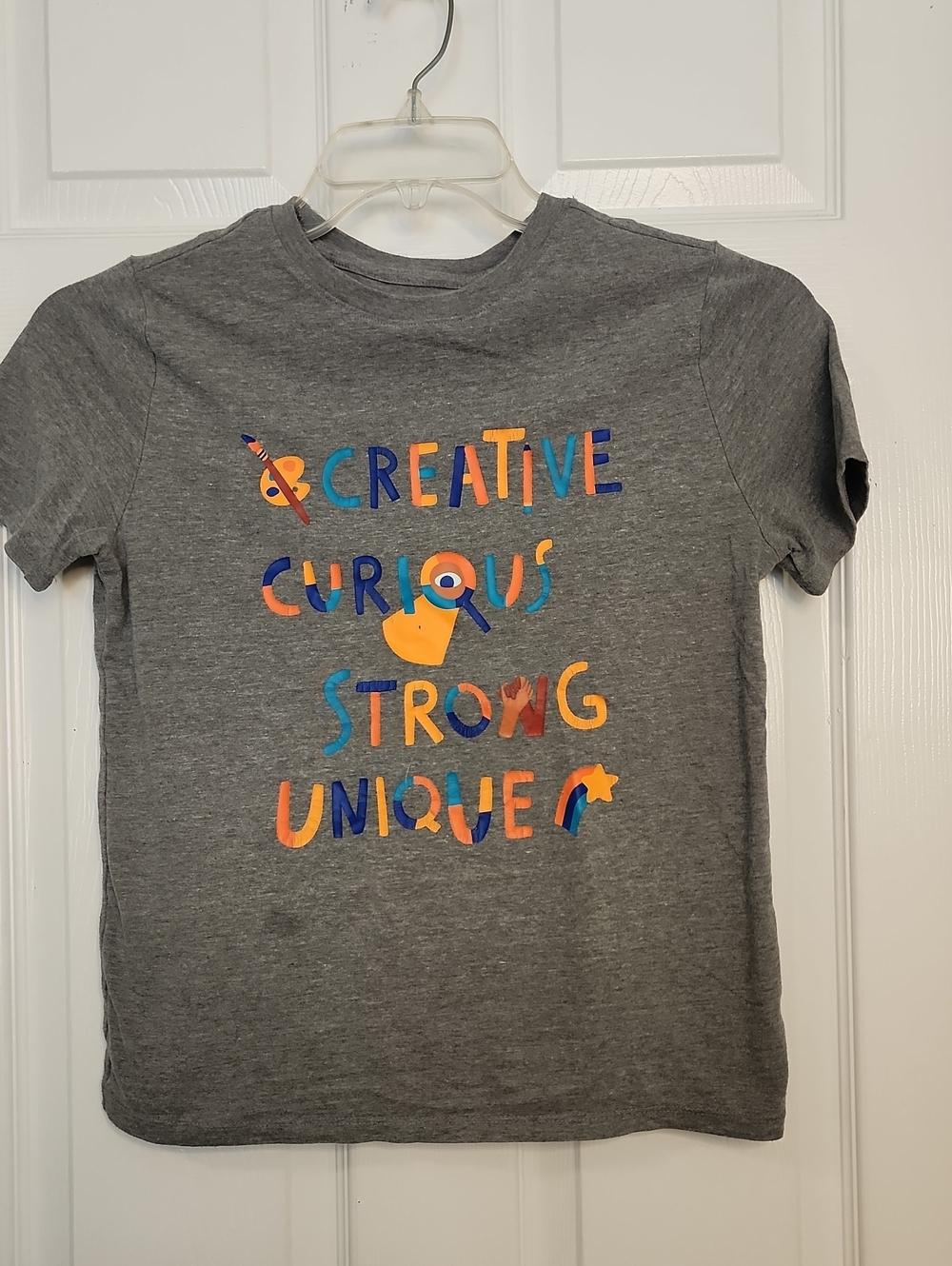 Cat & Jack Grey Short Sleeve Tee with Colorful Graphic
